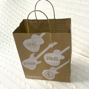 BNWT SMALL GRAND OLE OPRY BROWN PAPER EMPTY SHOPPING BAG FROM NASHVILLE TENN.